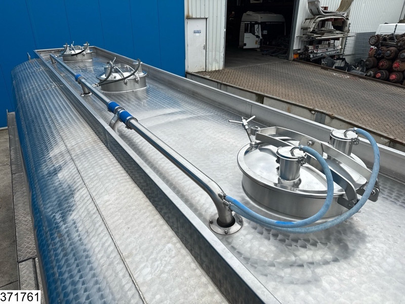 Tank truck Iveco Stralis 460 6x2, EURO 6, 15,900 litres, Milk, Retarder, Lenk: picture 13 Tank truck Iveco Stralis 460 6x2, EURO 6, 15,900 litres, Milk, Retarder, Lenk: picture 13