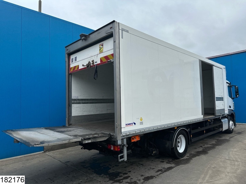 Mercedes-Benz Antos 1842 EURO 6, Dhollandia - Box truck: picture 2 Mercedes-Benz Antos 1842 EURO 6, Dhollandia - Box truck: picture 2