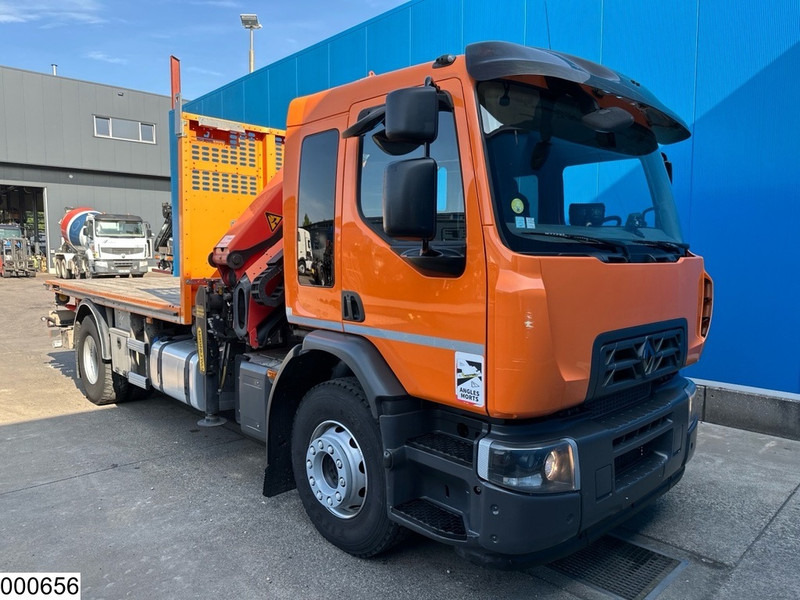 Renault C 320 EURO 6, Steel suspension, Palfinger - Dropside/ Flatbed truck, Crane truck: picture 3 Renault C 320 EURO 6, Steel suspension, Palfinger - Dropside/ Flatbed truck, Crane truck: picture 3