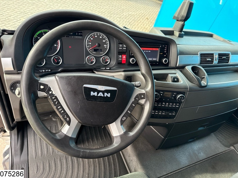 MAN TGX 18 440 EURO 6 - Tractor unit: picture 5 MAN TGX 18 440 EURO 6 - Tractor unit: picture 5