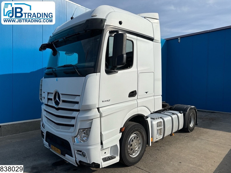 Mercedes-Benz Actros 1842 EURO 6 - Tractor unit: picture 1 Mercedes-Benz Actros 1842 EURO 6 - Tractor unit: picture 1