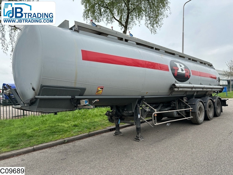 Trailor Fuel 39915 Liter, 9 Compartments - Tank semi-trailer: picture 1 Trailor Fuel 39915 Liter, 9 Compartments - Tank semi-trailer: picture 1
