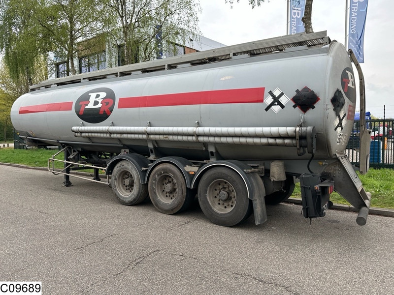 Trailor Fuel 39915 Liter, 9 Compartments - Tank semi-trailer: picture 3 Trailor Fuel 39915 Liter, 9 Compartments - Tank semi-trailer: picture 3