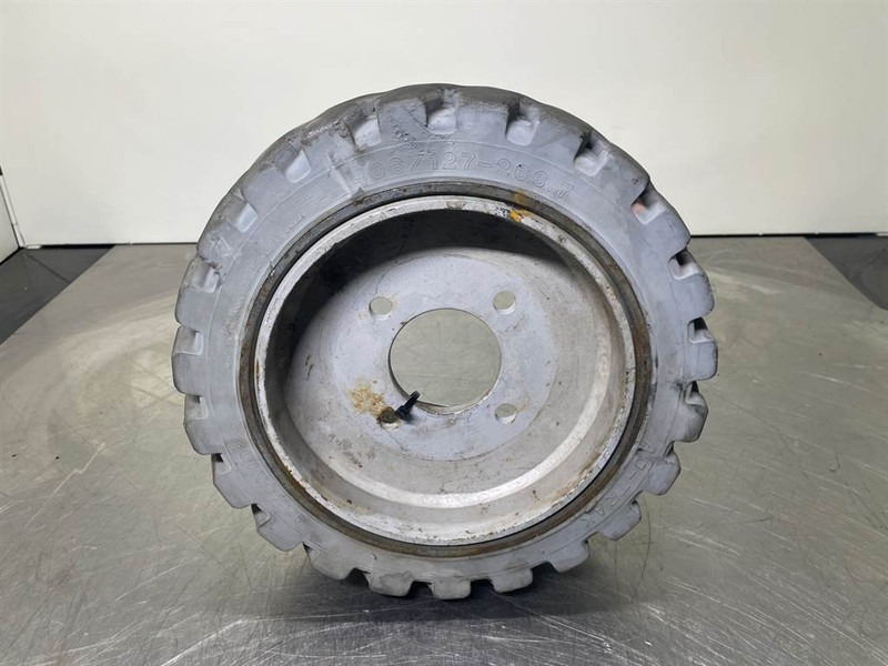 ATN PIAF1000R-Solideal 406/127-266.7 (16x5x10.5)-Tire - Wheels and tires for Construction machinery: picture 1 ATN PIAF1000R-Solideal 406/127-266.7 (16x5x10.5)-Tire - Wheels and tires for Construction machinery: picture 1