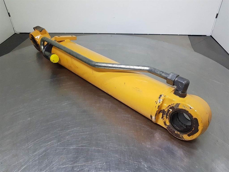Case 621D - Tilt cylinder/Kippzylinder/Nijgcilinder - Hydraulics for Construction machinery: picture 2 Case 621D - Tilt cylinder/Kippzylinder/Nijgcilinder - Hydraulics for Construction machinery: picture 2