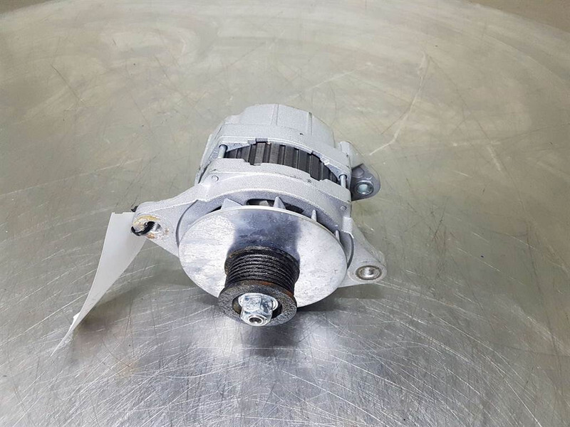 Cummins QSB5.9C-24V 70A-Alternator/Lichtmaschine/Dynamo - Engine for Construction machinery: picture 3 Cummins QSB5.9C-24V 70A-Alternator/Lichtmaschine/Dynamo - Engine for Construction machinery: picture 3