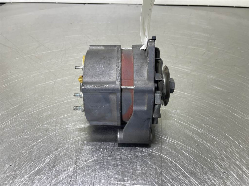 Deutz 01183630-14V 95A-Alternator/Lichtmaschine/Dynamo - Engine for Construction machinery: picture 2 Deutz 01183630-14V 95A-Alternator/Lichtmaschine/Dynamo - Engine for Construction machinery: picture 2