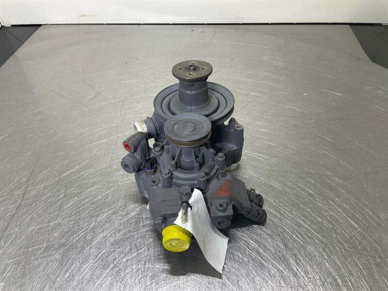Deutz 04300291 - Coolant pump/Kühlmittelpumpe/Waterpomp - Engine for Construction machinery: picture 3 Deutz 04300291 - Coolant pump/Kühlmittelpumpe/Waterpomp - Engine for Construction machinery: picture 3