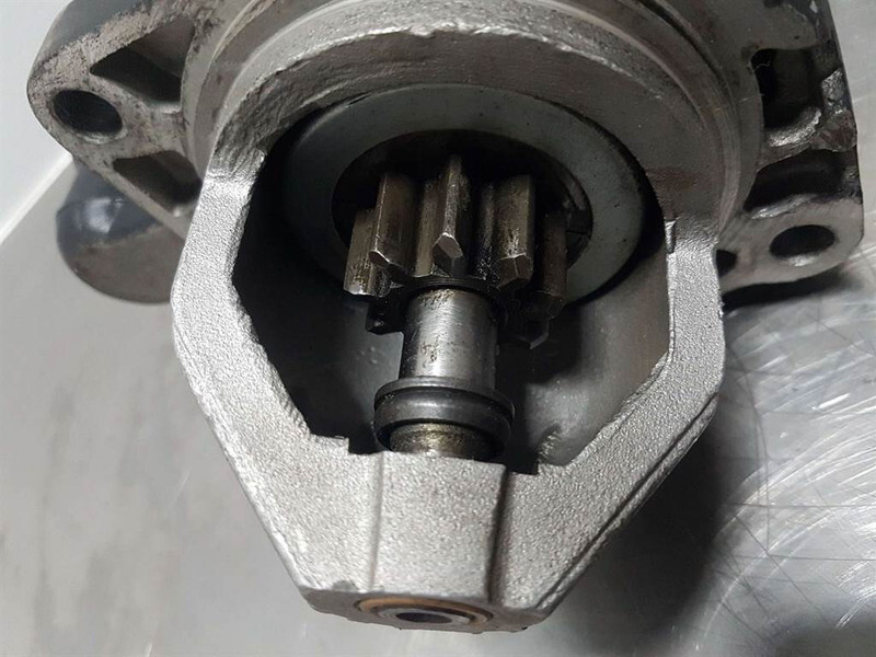 Deutz 912/913-12V 9T 2,7KW-Starter/Anlasser/Startmotor - Engine for Construction machinery: picture 4 Deutz 912/913-12V 9T 2,7KW-Starter/Anlasser/Startmotor - Engine for Construction machinery: picture 4