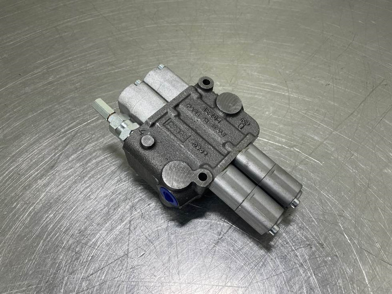 Dinoil D06DE2BACDZ180160-Valve/Ventile/Ventiel - Hydraulics for Construction machinery: picture 4 Dinoil D06DE2BACDZ180160-Valve/Ventile/Ventiel - Hydraulics for Construction machinery: picture 4