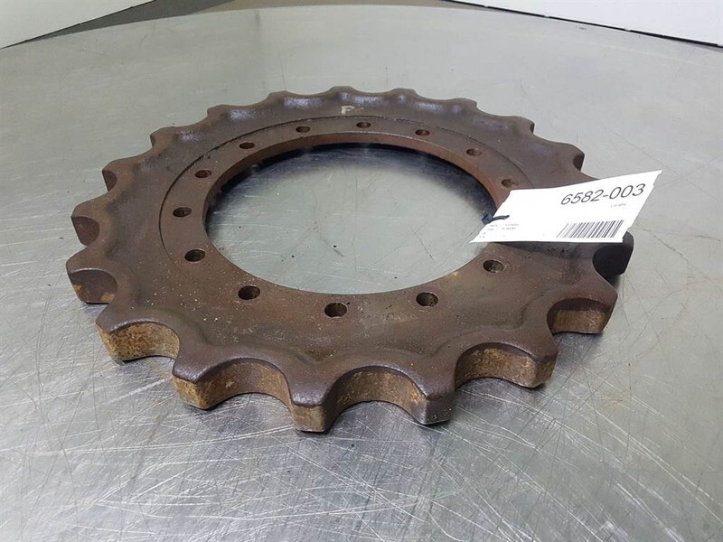 Komatsu PC40/88 - Gear/Zahnrad/Tandwiel - Axle and parts for Construction machinery: picture 2 Komatsu PC40/88 - Gear/Zahnrad/Tandwiel - Axle and parts for Construction machinery: picture 2