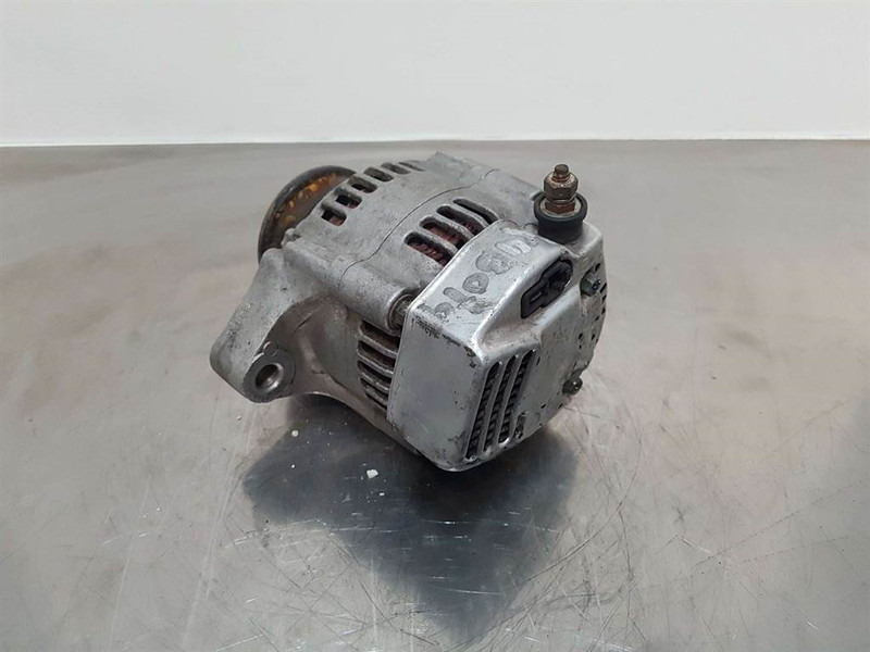 Kubota 12V 30A - Alternator/Lichtmaschine/Dynamo - Engine for Construction machinery: picture 4 Kubota 12V 30A - Alternator/Lichtmaschine/Dynamo - Engine for Construction machinery: picture 4