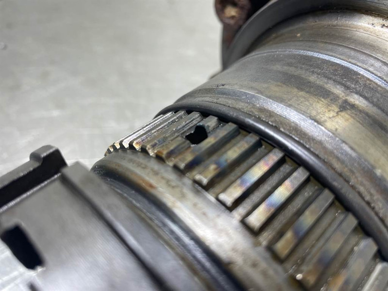 Axle and parts for Construction machinery Liebherr A900-ZF AP-B355-Axle housing/Achskörper/Astrechter: picture 9