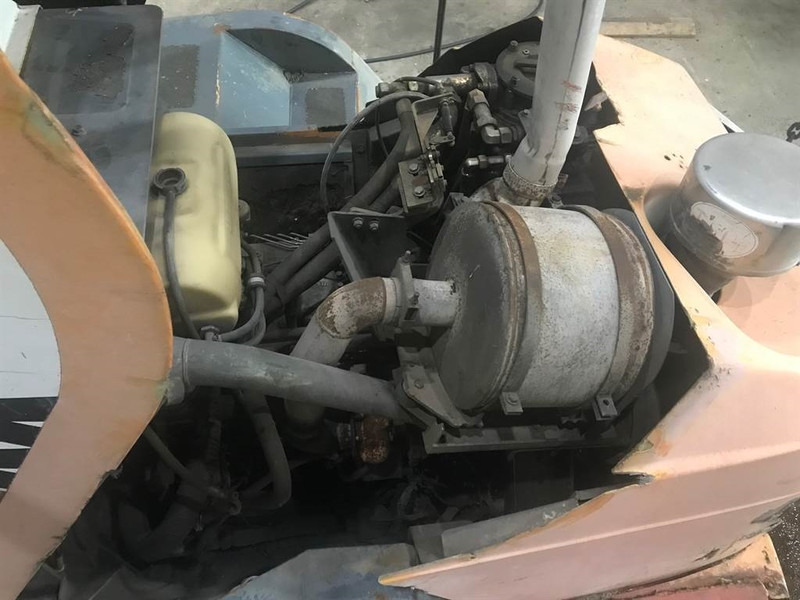 Liebherr L 544 (For parts) - Wheel loader: picture 3 Liebherr L 544 (For parts) - Wheel loader: picture 3