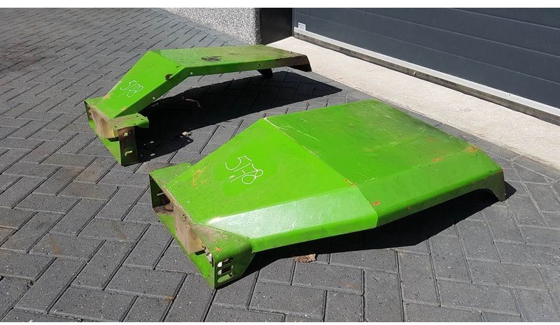 Manitou MT 1237 - Fender/Kotflügel/Spatbord - Fender for Construction machinery: picture 3 Manitou MT 1237 - Fender/Kotflügel/Spatbord - Fender for Construction machinery: picture 3