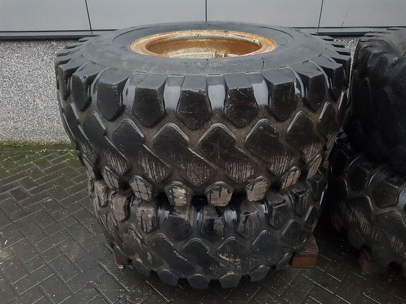 Terex TL210-Solideal 20.5-25-Tire/Reifen/Band - Wheels and tires for Construction machinery: picture 2 Terex TL210-Solideal 20.5-25-Tire/Reifen/Band - Wheels and tires for Construction machinery: picture 2