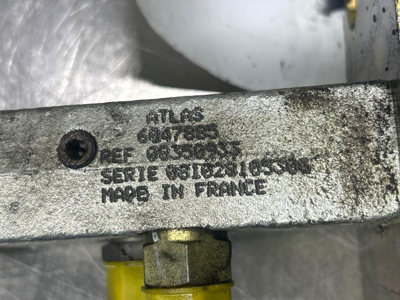 Cab and interior for Construction machinery Terex TW150-Atlas 6049419/6047885-Gas pedal: picture 6 Cab and interior for Construction machinery Terex TW150-Atlas 6049419/6047885-Gas pedal: picture 6