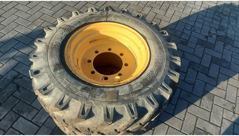 Volvo L30G-BKT 12.5-20-Tire/Reifen/Band - Wheels and tires for Construction machinery: picture 3 Volvo L30G-BKT 12.5-20-Tire/Reifen/Band - Wheels and tires for Construction machinery: picture 3