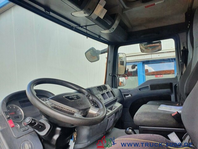 MAN TGL 12.250 Kran PK11001 7.6 m = 1.24 to. 2 x AHK - Dropside/ Flatbed truck, Crane truck: picture 5 MAN TGL 12.250 Kran PK11001 7.6 m = 1.24 to. 2 x AHK - Dropside/ Flatbed truck, Crane truck: picture 5
