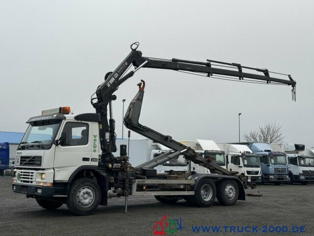 Volvo 340 HIAB Kran 11,9m=790kg 5+6 Steuerkreis Klima - Hook lift truck, Crane truck: picture 2 Volvo 340 HIAB Kran 11,9m=790kg 5+6 Steuerkreis Klima - Hook lift truck, Crane truck: picture 2