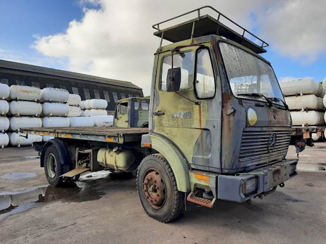 Mercedes-Benz 1213 - Dropside/ Flatbed truck: picture 2 Mercedes-Benz 1213 - Dropside/ Flatbed truck: picture 2