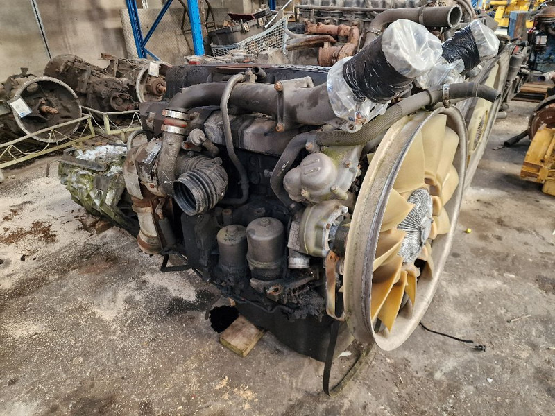 PACCAR MX300S2 - Engine: picture 3 PACCAR MX300S2 - Engine: picture 3