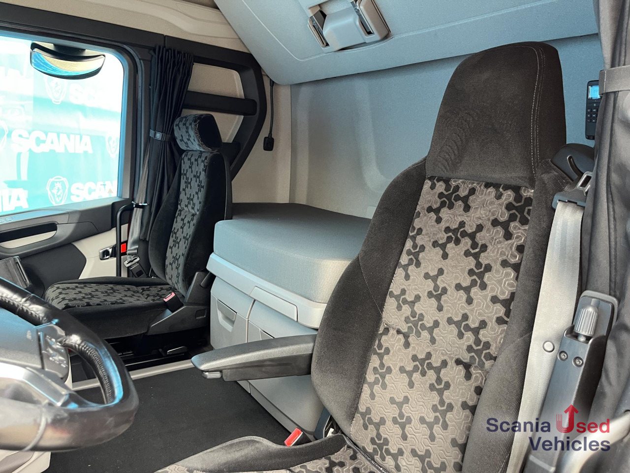 SCANIA R 500 A4x2NA RETARDER LED NAVI PTO - Tractor unit: picture 3 SCANIA R 500 A4x2NA RETARDER LED NAVI PTO - Tractor unit: picture 3