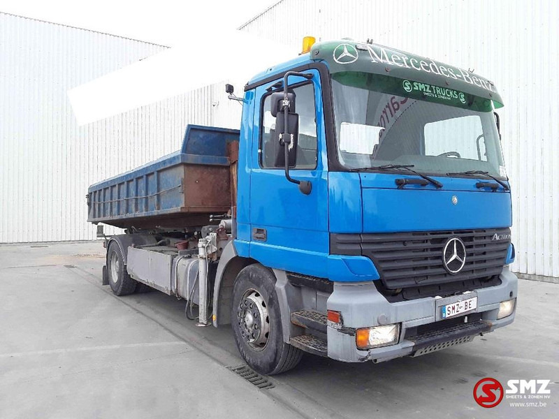 Mercedes-Benz Actros 1835 - Container transporter/ Swap body truck, Crane truck: picture 1 Mercedes-Benz Actros 1835 - Container transporter/ Swap body truck, Crane truck: picture 1