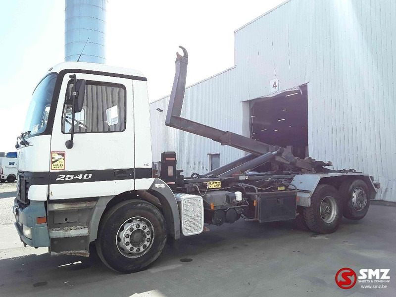 Mercedes-Benz Actros 2540 6x2 francais - Container transporter/ Swap body truck: picture 5 Mercedes-Benz Actros 2540 6x2 francais - Container transporter/ Swap body truck: picture 5