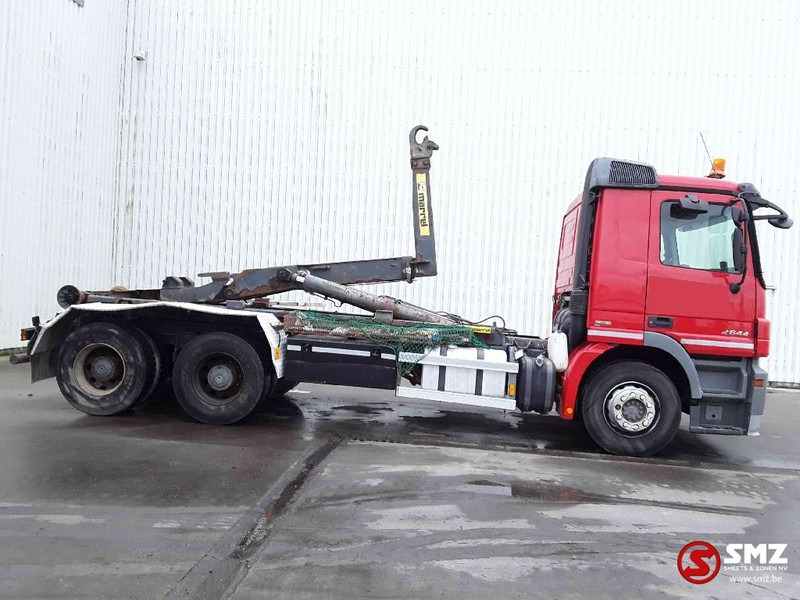 Mercedes-Benz Actros 2644 6x4 lames zps - Container transporter/ Swap body truck: picture 4 Mercedes-Benz Actros 2644 6x4 lames zps - Container transporter/ Swap body truck: picture 4