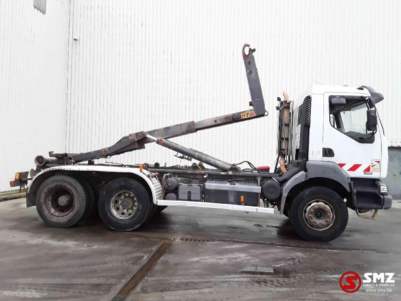 Renault Kerax 370 6x4 - Container transporter/ Swap body truck: picture 4 Renault Kerax 370 6x4 - Container transporter/ Swap body truck: picture 4