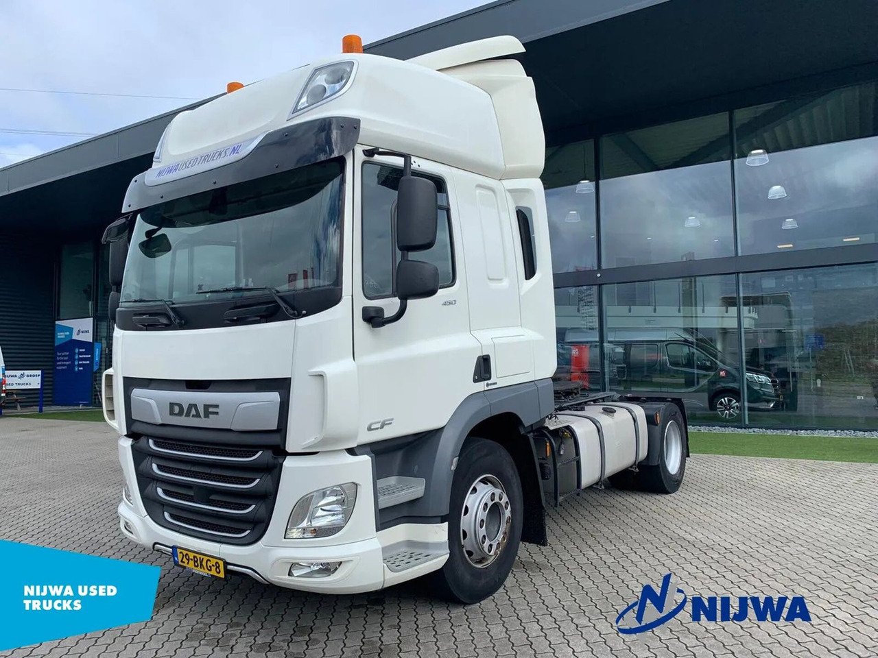 DAF CF 450 4X2 Standkachel + Koelkast - Tractor unit: picture 1 DAF CF 450 4X2 Standkachel + Koelkast - Tractor unit: picture 1