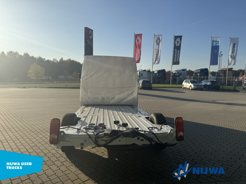 Renault Master E-Tech 145 L3H1 platform cabine - Van, Electric van: picture 5 Renault Master E-Tech 145 L3H1 platform cabine - Van, Electric van: picture 5