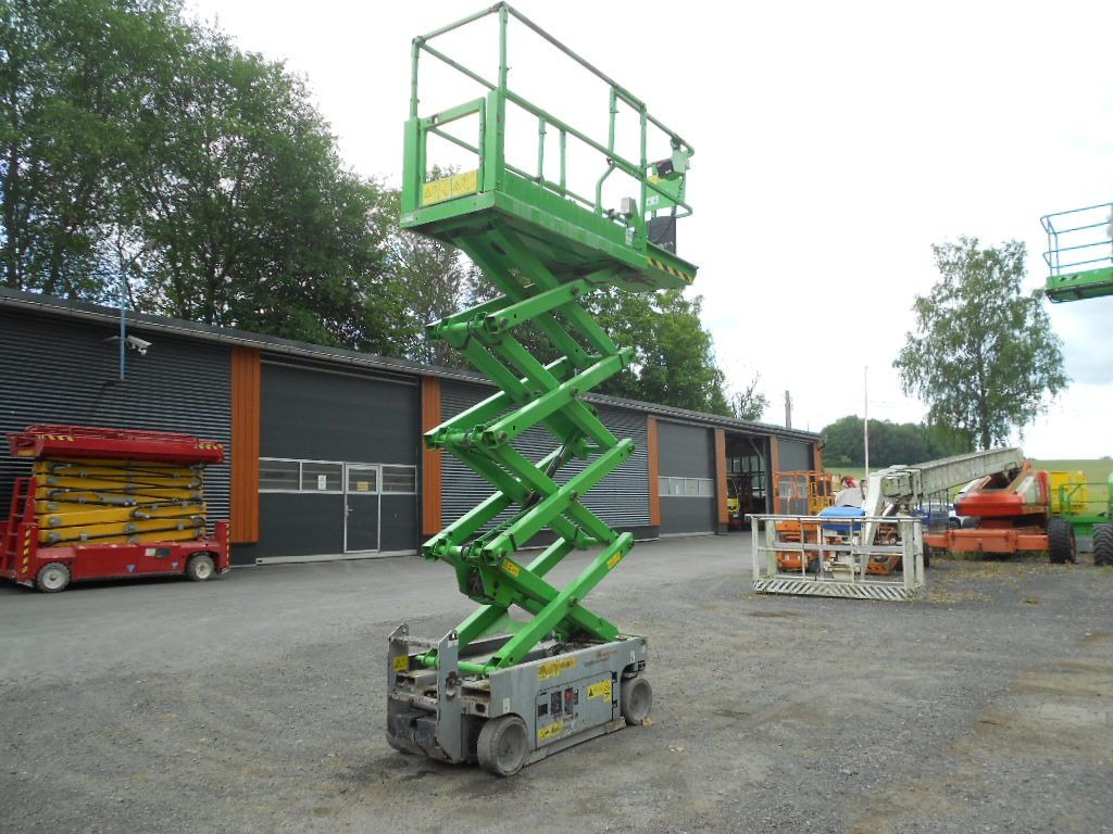 Genie GS 1932, Scherenarbeitsbühne Genie 8 m - Truck mounted aerial platform: picture 2 Genie GS 1932, Scherenarbeitsbühne Genie 8 m - Truck mounted aerial platform: picture 2