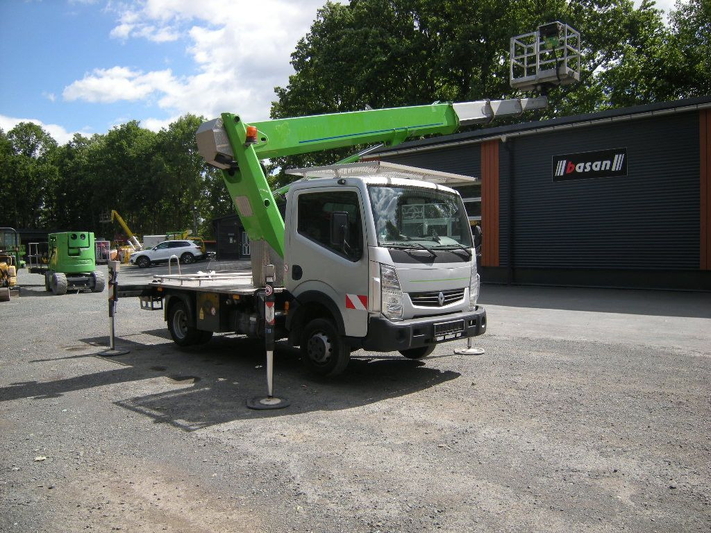 Renault Maxity mit Palfinger P220B - Truck mounted aerial platform: picture 1 Renault Maxity mit Palfinger P220B - Truck mounted aerial platform: picture 1
