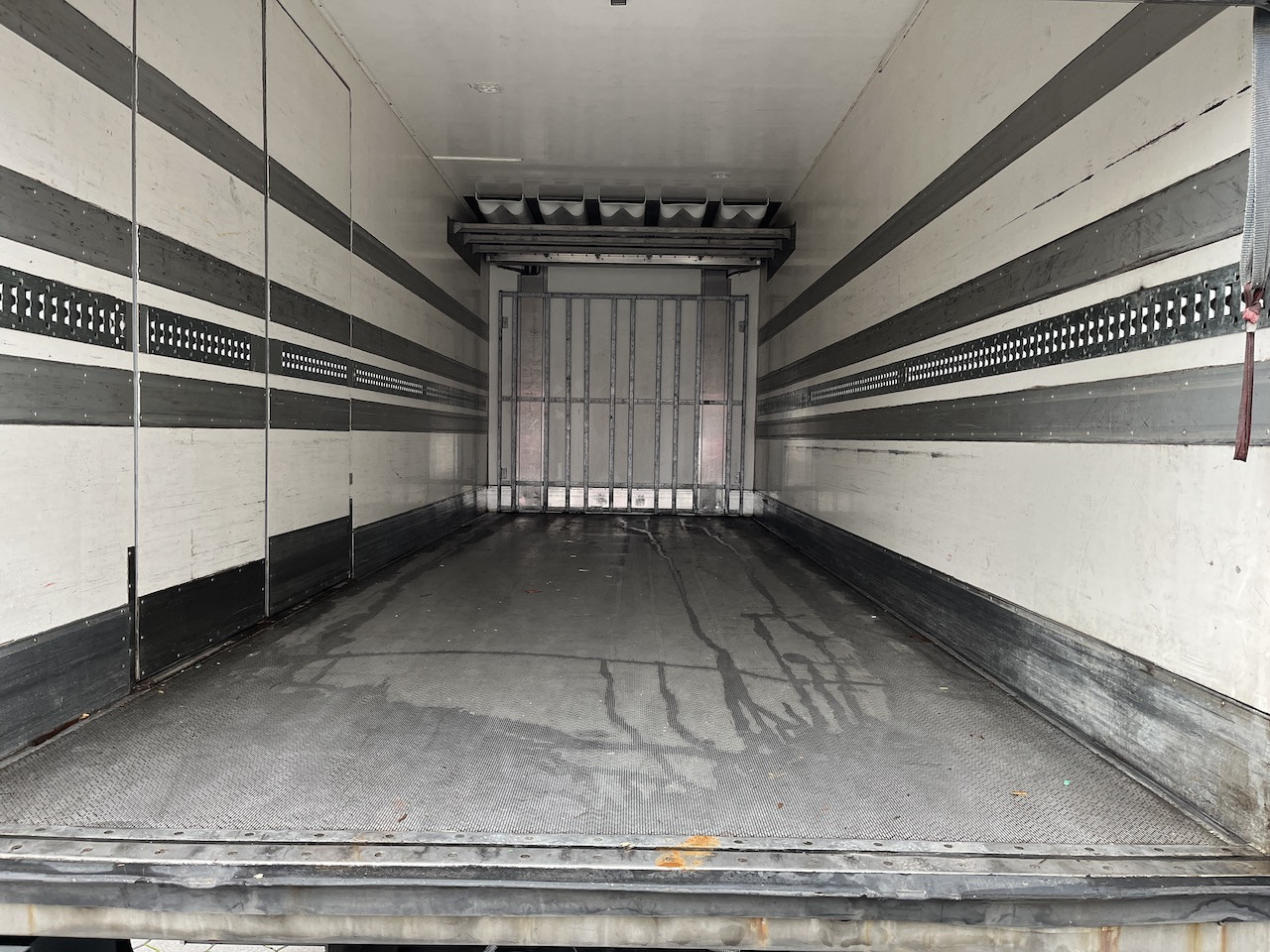 Mercedes-Benz 1842 4x2 LBW Kühlung - Box truck: picture 5 Mercedes-Benz 1842 4x2 LBW Kühlung - Box truck: picture 5