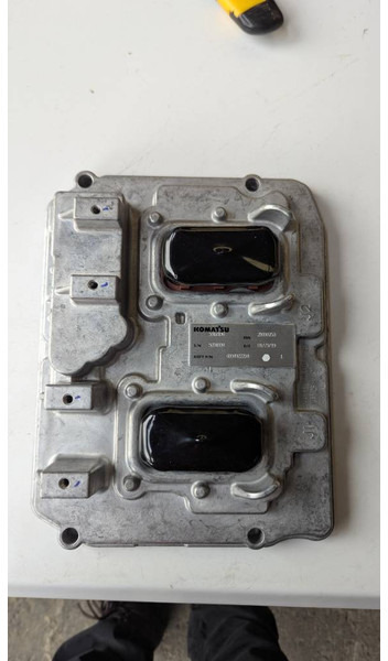 Komatsu CONTROLLER ASS' 600-492-2204 - Electrical system for Construction machinery: picture 1 Komatsu CONTROLLER ASS' 600-492-2204 - Electrical system for Construction machinery: picture 1