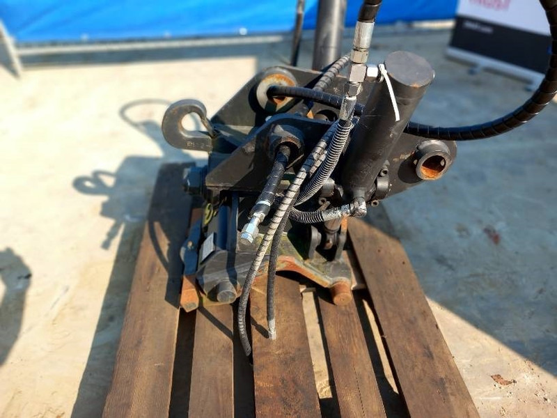 Komatsu PC88MR-8 Tilt Eurosteel - Tiltrotator: picture 2 Komatsu PC88MR-8 Tilt Eurosteel - Tiltrotator: picture 2