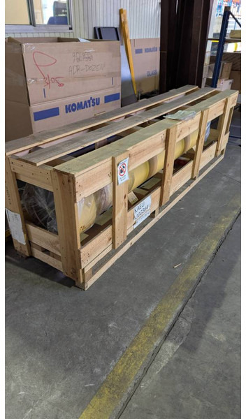 Komatsu WA 900-3 CYLINDER 707-13-26013 - Hydraulics for Construction machinery: picture 1 Komatsu WA 900-3 CYLINDER 707-13-26013 - Hydraulics for Construction machinery: picture 1