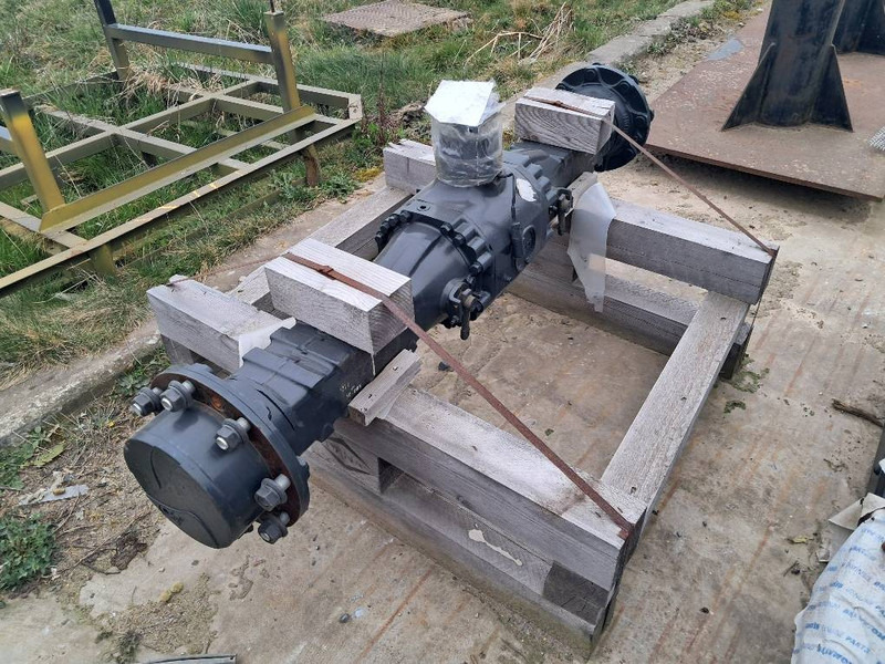 Komatsu WA80M-8E0 FRONT AXLY ASSY 42U-22-51010 - Axle and parts for Construction machinery: picture 1 Komatsu WA80M-8E0 FRONT AXLY ASSY 42U-22-51010 - Axle and parts for Construction machinery: picture 1