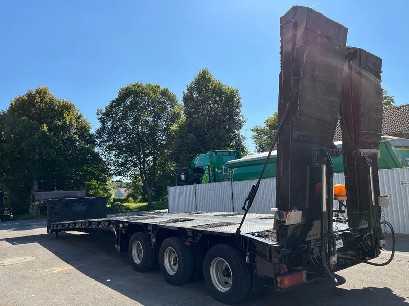 Goldhofer STZ -TL 3 -33/80 3-Achs TL 3x Lenk Rampen TÜV NEU! STZ -TL 3 -33/80 3-Achs TL 3x Lenk Rampen TÜV NEU! - Semi-trailer: picture 2 Goldhofer STZ -TL 3 -33/80 3-Achs TL 3x Lenk Rampen TÜV NEU! STZ -TL 3 -33/80 3-Achs TL 3x Lenk Rampen TÜV NEU! - Semi-trailer: picture 2