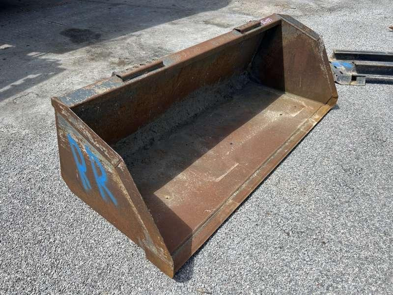 1700mm - Loader bucket: picture 4 1700mm - Loader bucket: picture 4