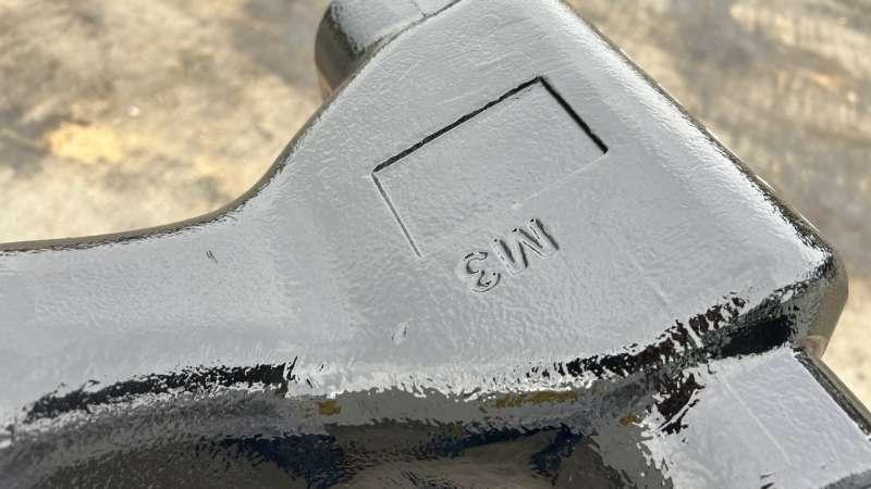 MORIN M3 - Type Banane - 270mm - Excavator bucket: picture 5 MORIN M3 - Type Banane - 270mm - Excavator bucket: picture 5