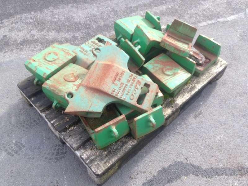 PIECES D'USURE POUR BROYEUR ESCO - Construction equipment: picture 4 PIECES D'USURE POUR BROYEUR ESCO - Construction equipment: picture 4