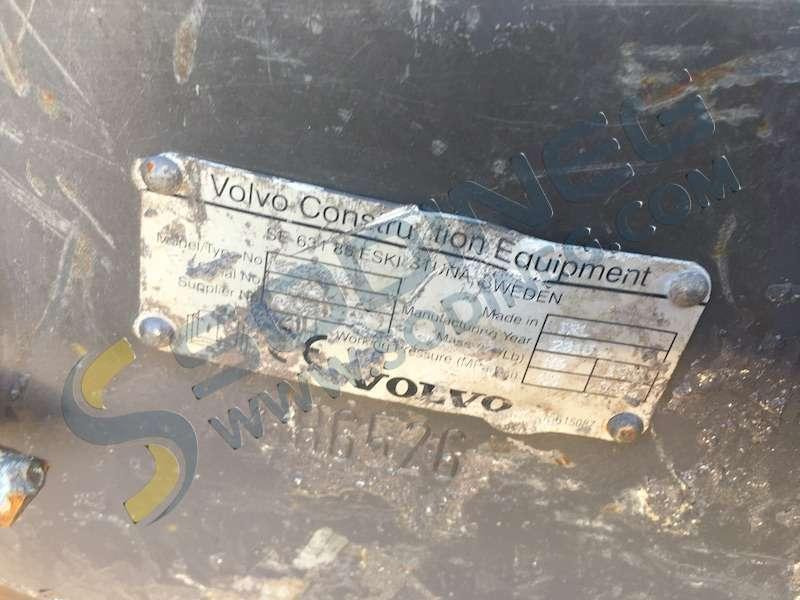 VOLVO Coupleur Hydraulique VOLVO montage origine ECR50 - Quick coupler for Construction machinery: picture 4 VOLVO Coupleur Hydraulique VOLVO montage origine ECR50 - Quick coupler for Construction machinery: picture 4