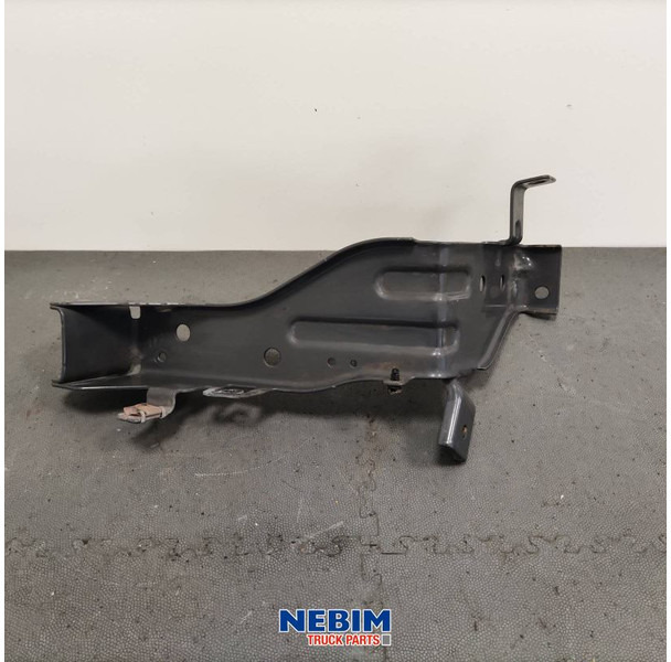 Volvo Volvo - 84046776 - Steun koplamp FH4 links - Spare parts for Truck: picture 2 Volvo Volvo - 84046776 - Steun koplamp FH4 links - Spare parts for Truck: picture 2