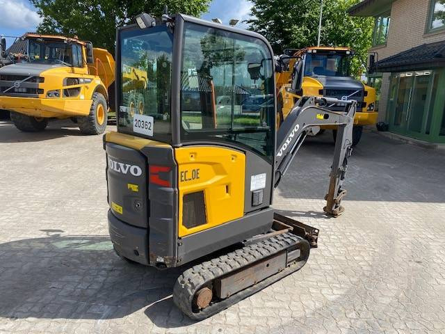 Volvo EC 20 E MIETE / RENTAL (12001275) - Mini excavator: picture 5 Volvo EC 20 E MIETE / RENTAL (12001275) - Mini excavator: picture 5