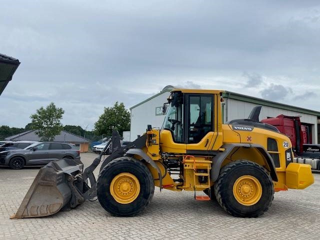 Volvo L 70 H MIETE / RENTAL (12005472) - Wheel loader: picture 2 Volvo L 70 H MIETE / RENTAL (12005472) - Wheel loader: picture 2
