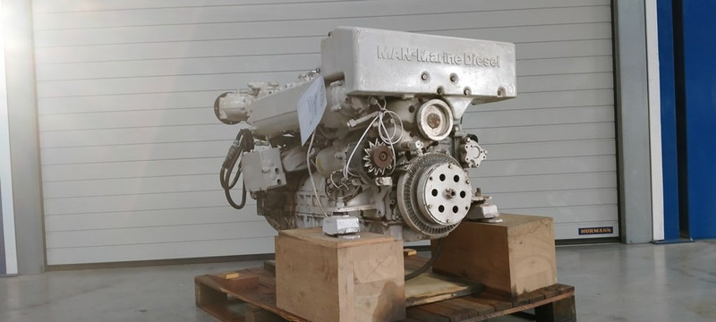 MAN D2876-LE402 USED - Construction machinery: picture 3 MAN D2876-LE402 USED - Construction machinery: picture 3