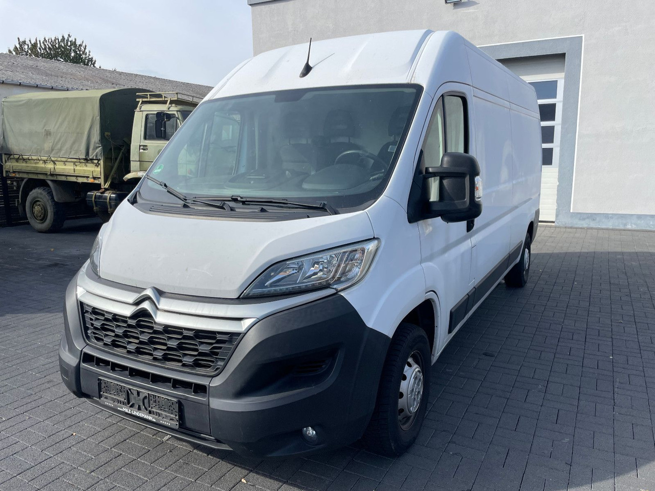 Citroën Jumper 35 L3H2 BlueHDi 165 - Panel van: picture 3 Citroën Jumper 35 L3H2 BlueHDi 165 - Panel van: picture 3